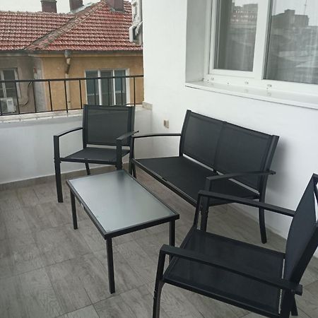 Yanakiev'S Central Apartment Burgas ภายนอก รูปภาพ